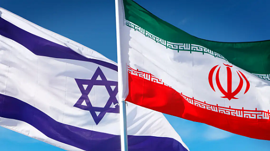 qaumiawaz2F2024-042F415f17ff-1dbc-4687-8ac2-0ad8d6e9e4f32FIsrael_Iran_Flag.PNG